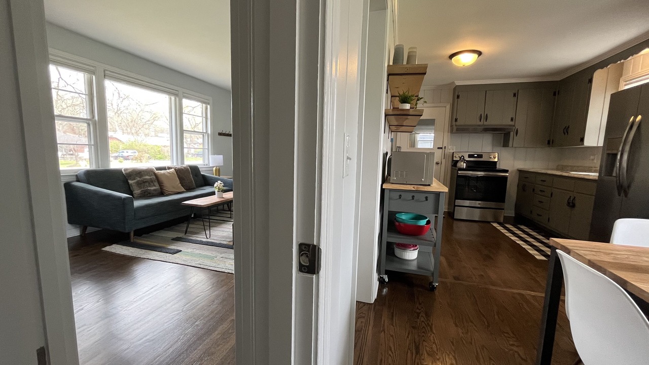 Photo of Livingroom in Charlotte Park