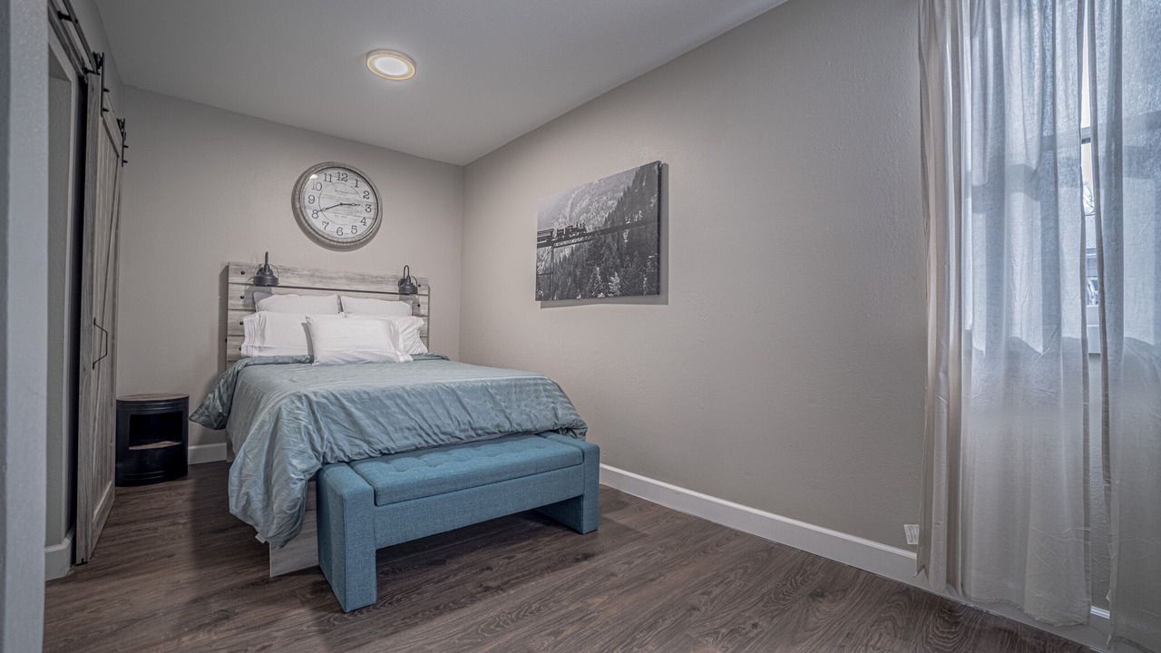 Photo of Bedroom in Idaho Springs