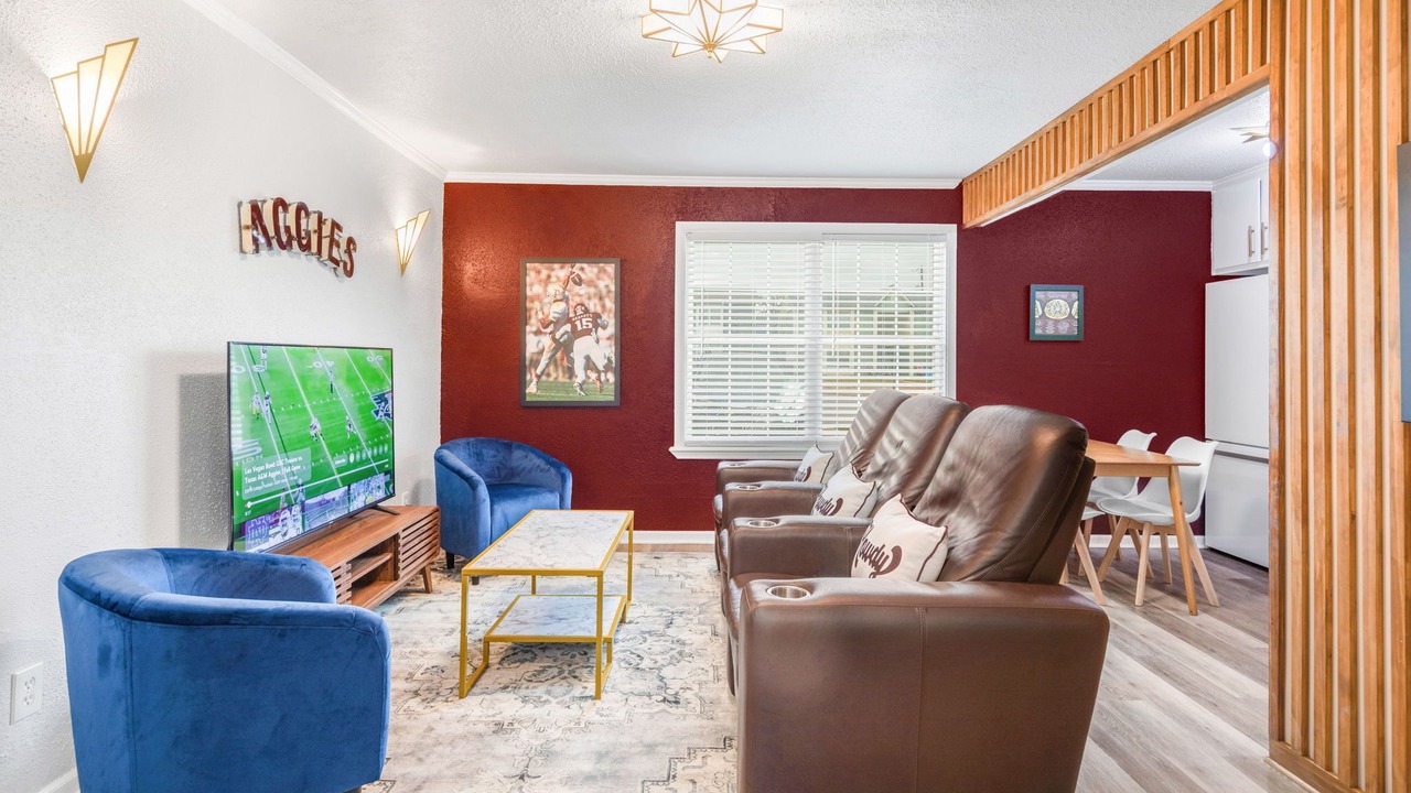 Photo of Livingroom in College Station