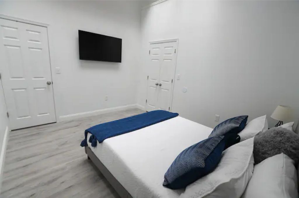 Photo of Bedroom in Downtown Historic District