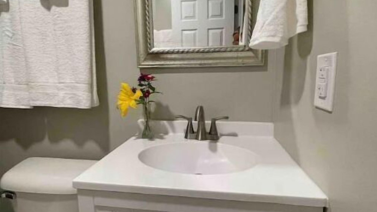 Photo of Bathroom in Roebuck