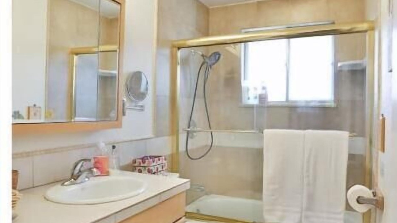 Photo of Bathroom in Park East