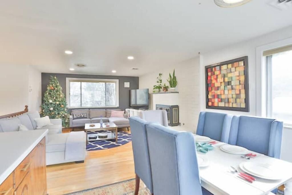 Photo of Livingroom in Park East