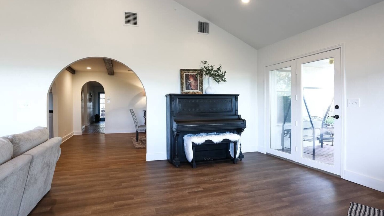 Photo of Livingroom in Ransom Canyon