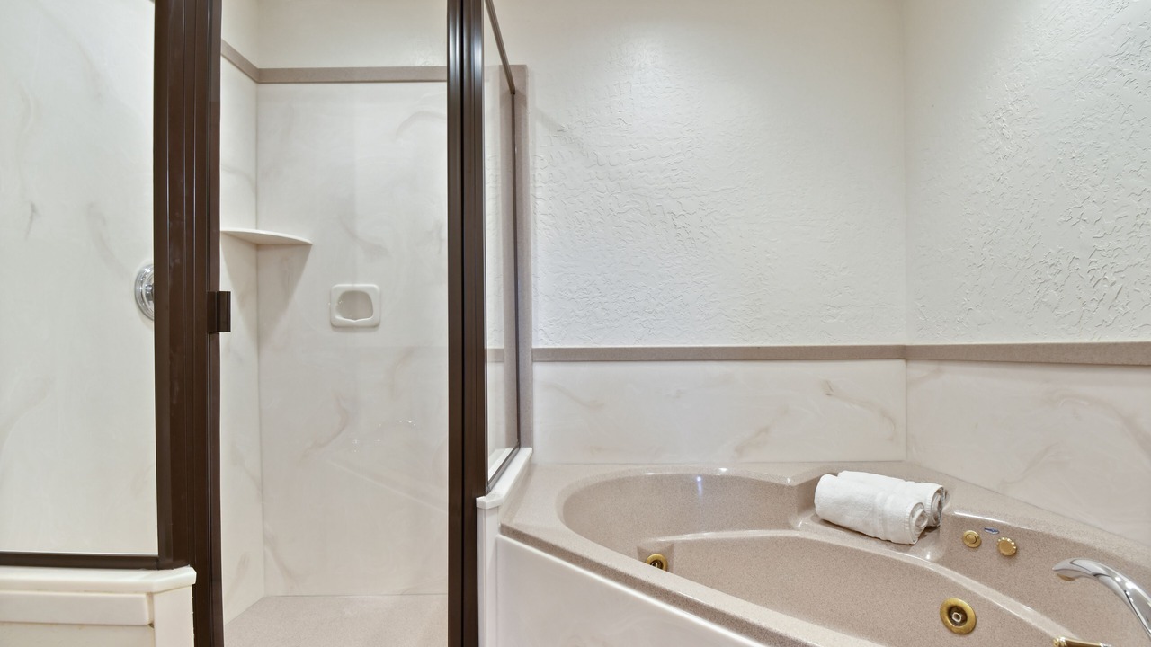 Photo of Bathroom in Midway