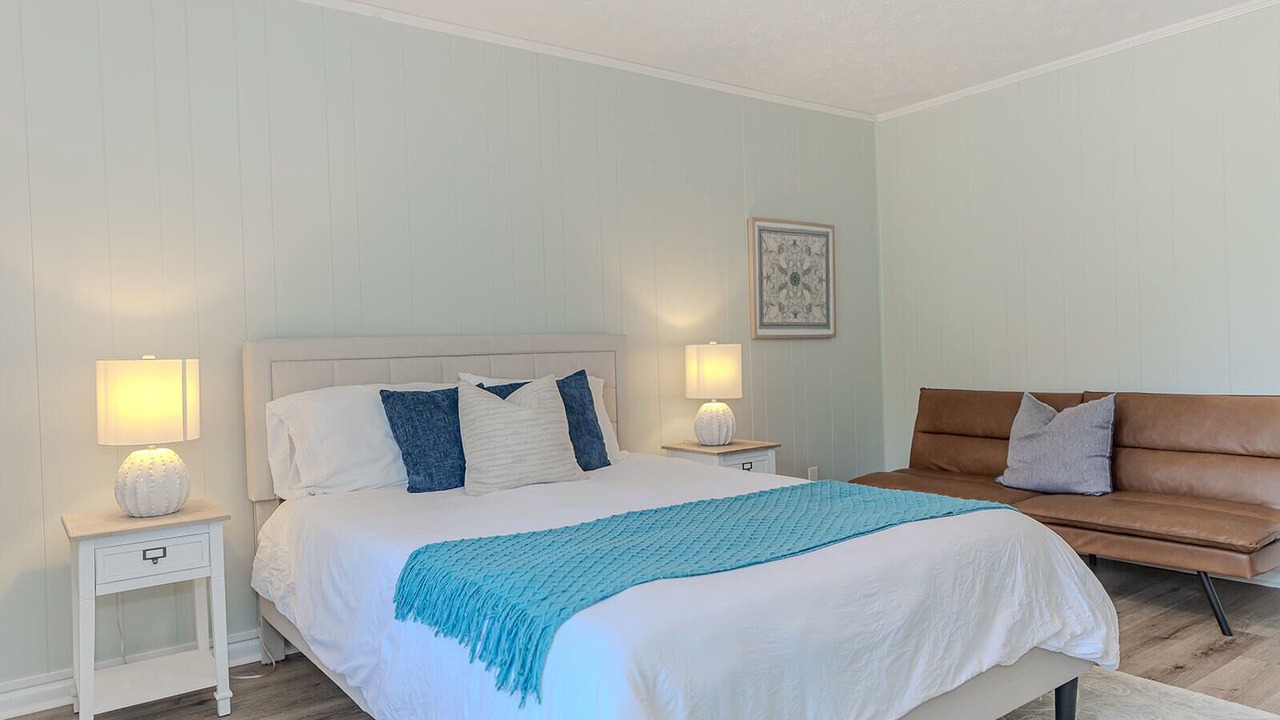 Photo of Bedroom in Covington