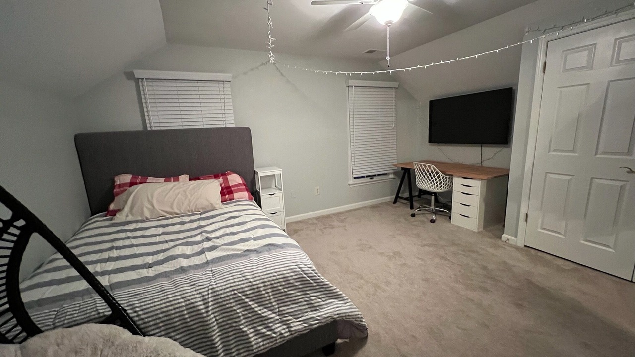 Photo of Bedroom in Harper's Choice
