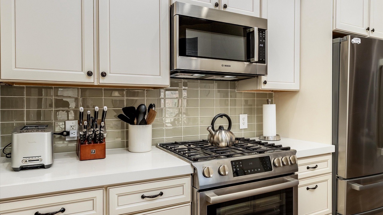Photo of Kitchen in Midtown