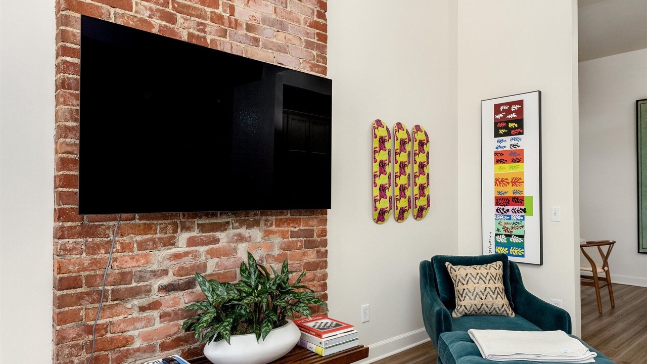 Photo of Livingroom in Midtown