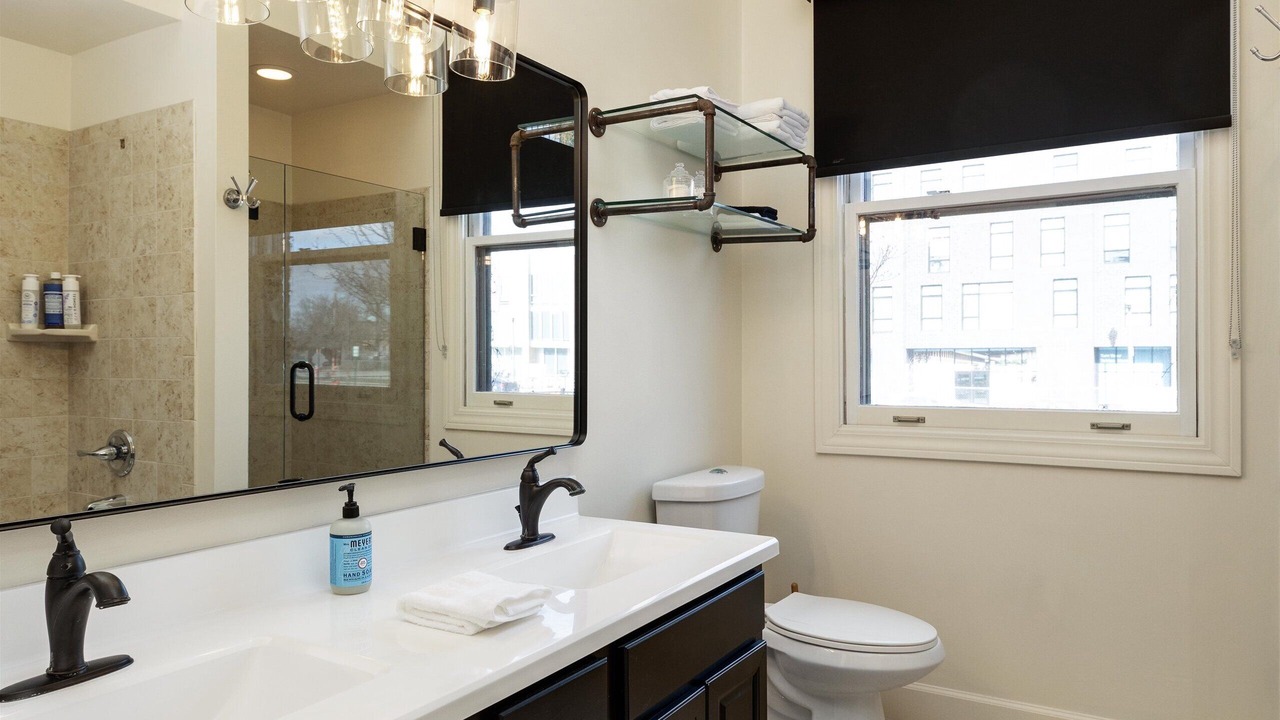 Photo of Bathroom in Midtown