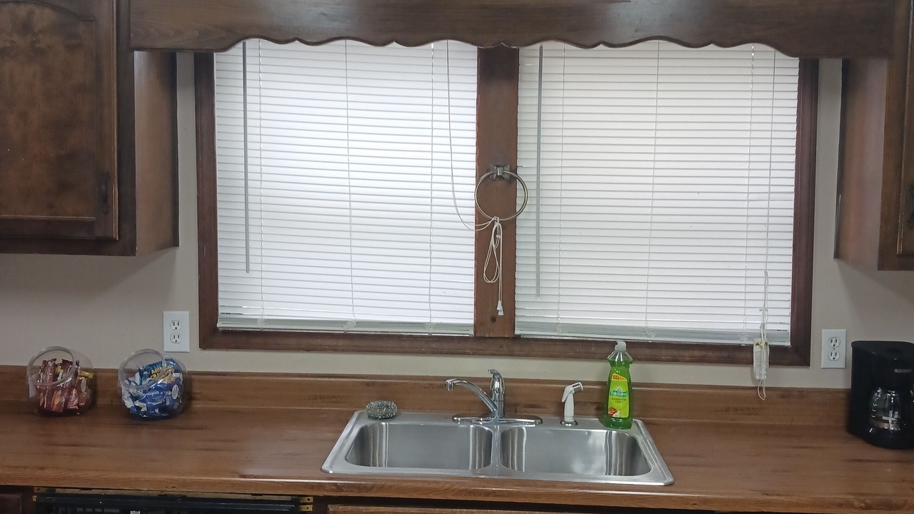 Photo of Kitchen in Midfield