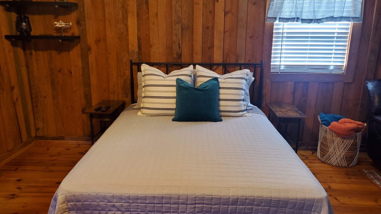 Photo of Bedroom in Rising Fawn