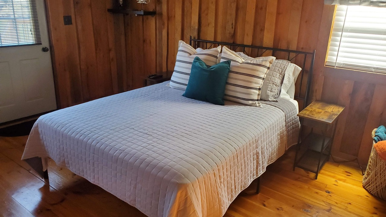 Photo of Bedroom in Rising Fawn