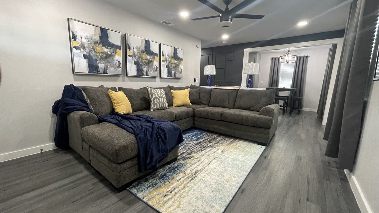 Photo of Livingroom in Camp Swift