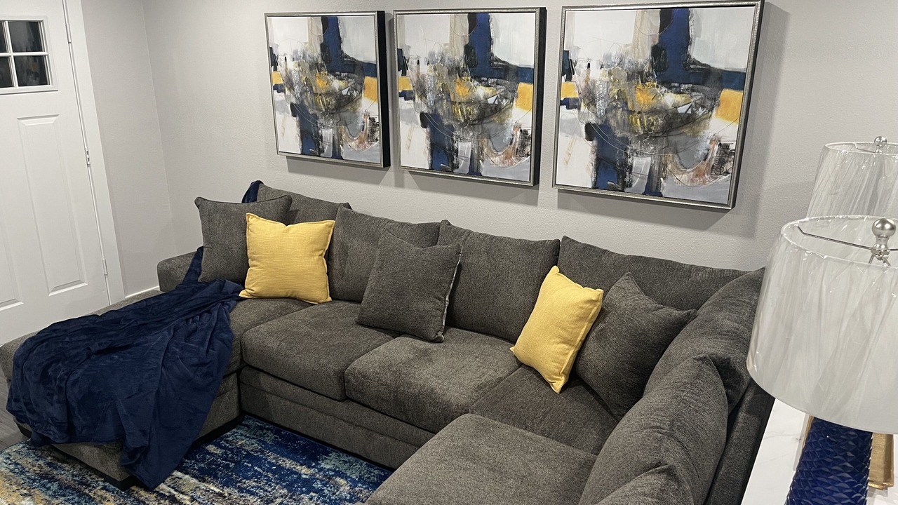 Photo of Livingroom in Camp Swift
