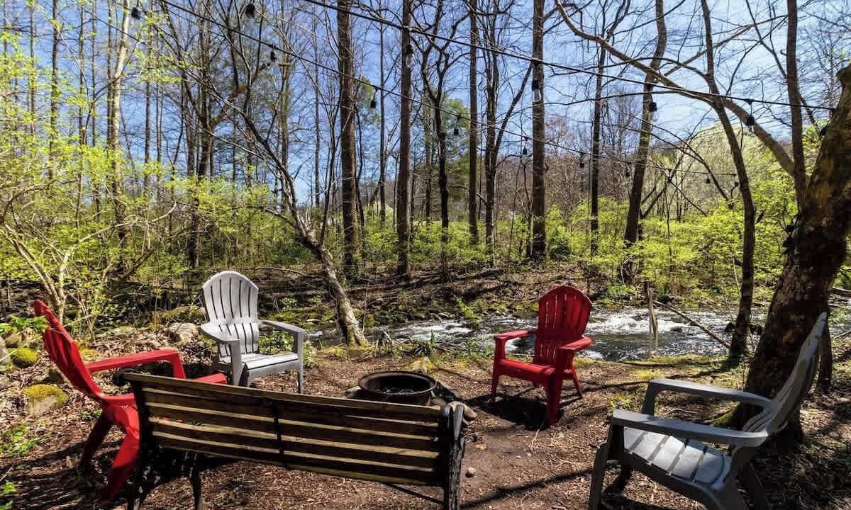 Photo of Outdoor in Rocky Grove