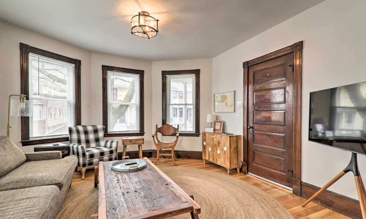 Photo of Livingroom in Salem