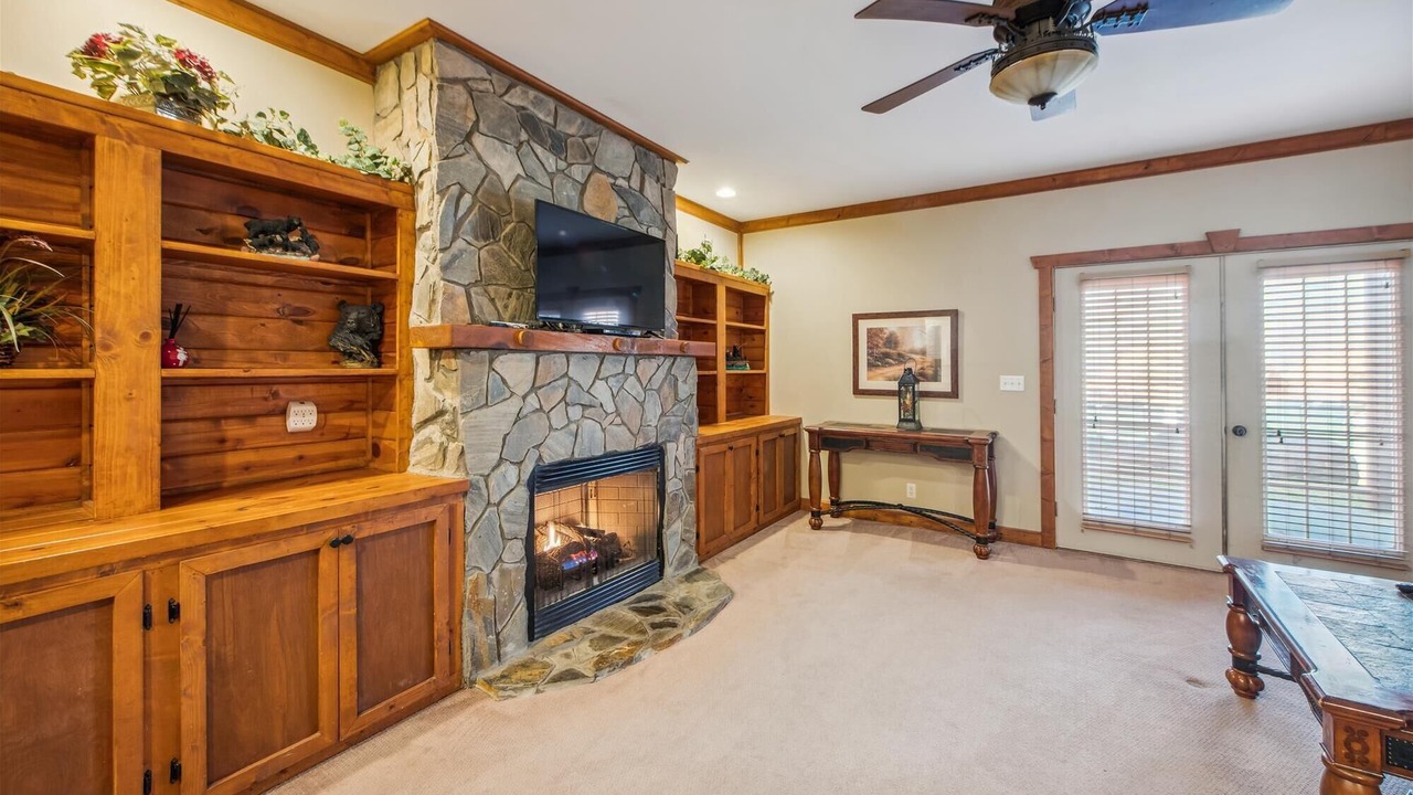 Photo of Others in White Oak Lodge