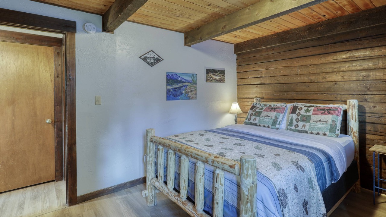 Photo of Bedroom in San Juan River Village