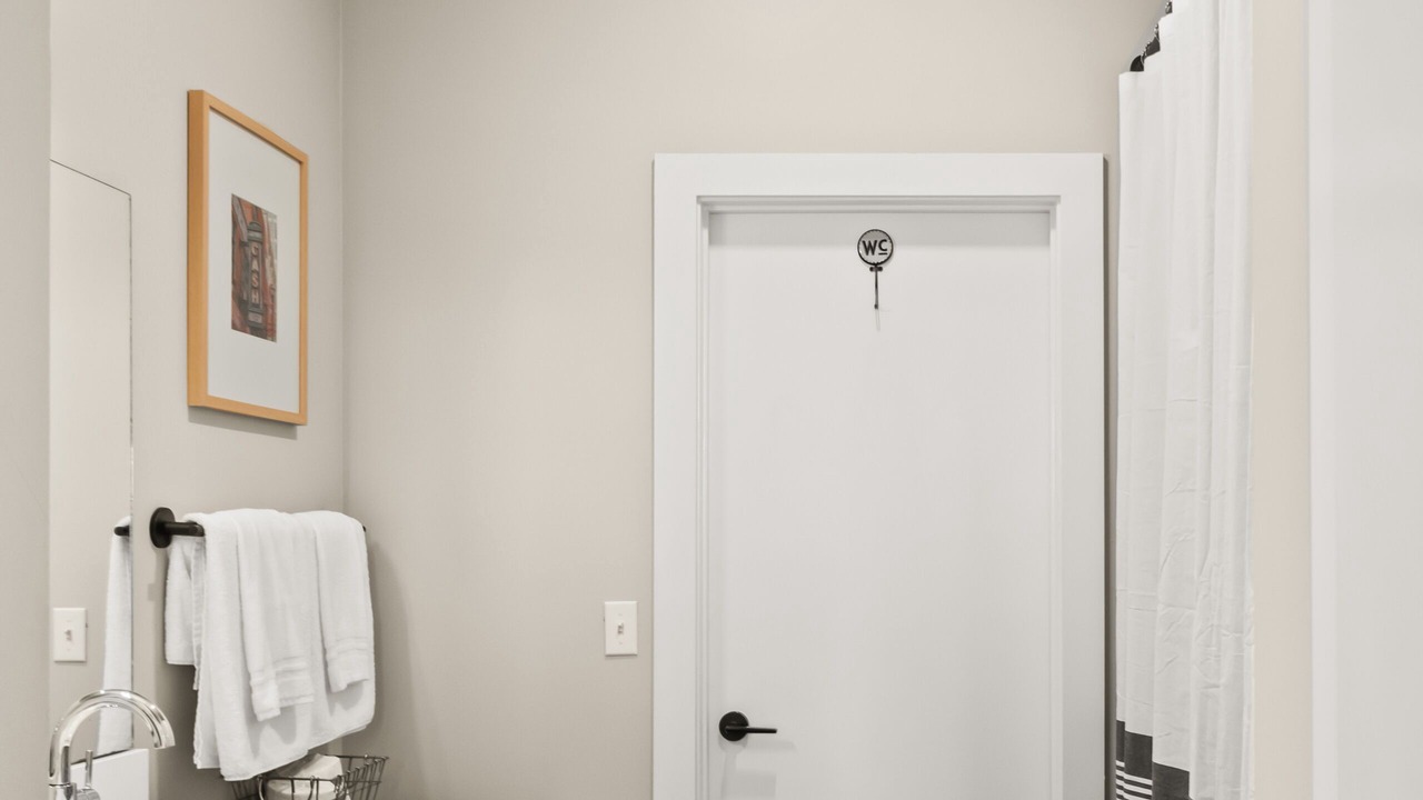 Photo of Bathroom in The Nations