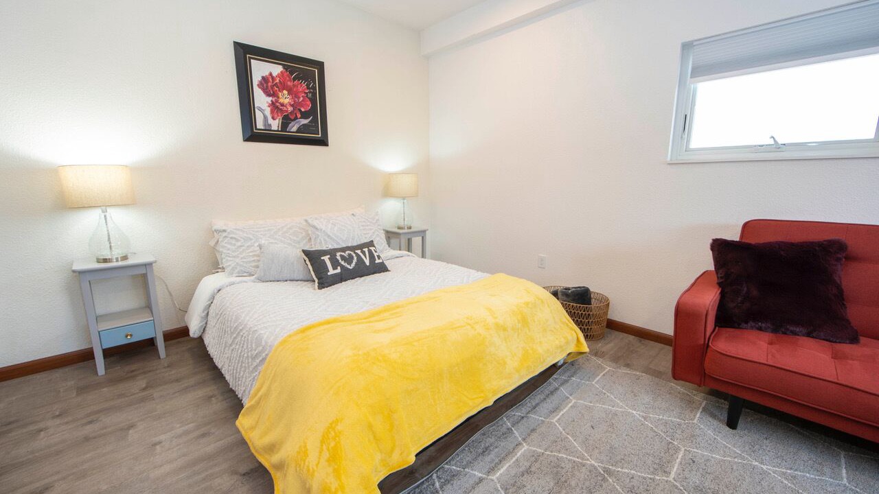 Photo of Bedroom in North Alameda