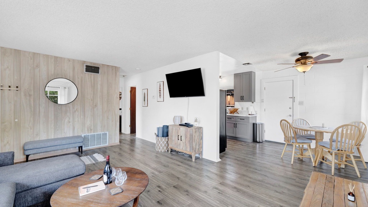 Photo of Livingroom in Reno/Tahoe Airport