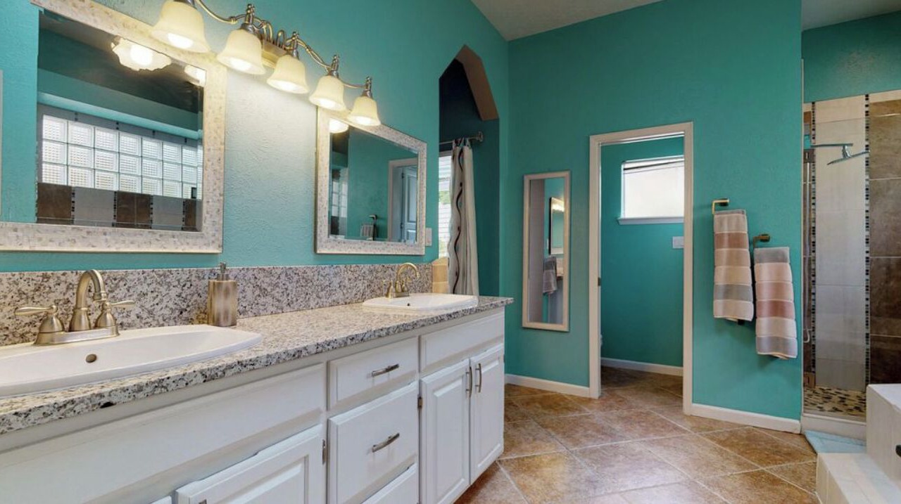 Photo of Bathroom in Northeast Heights
