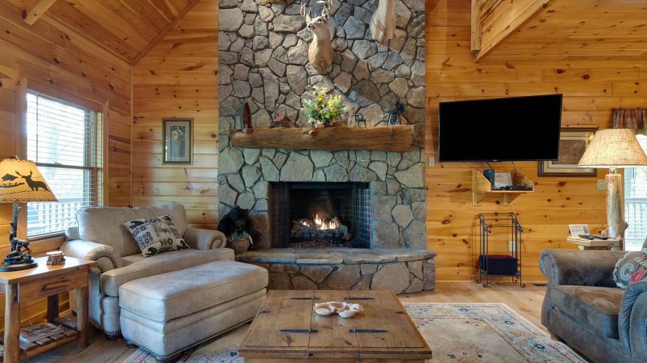 Photo of Livingroom in Foxfire Estates