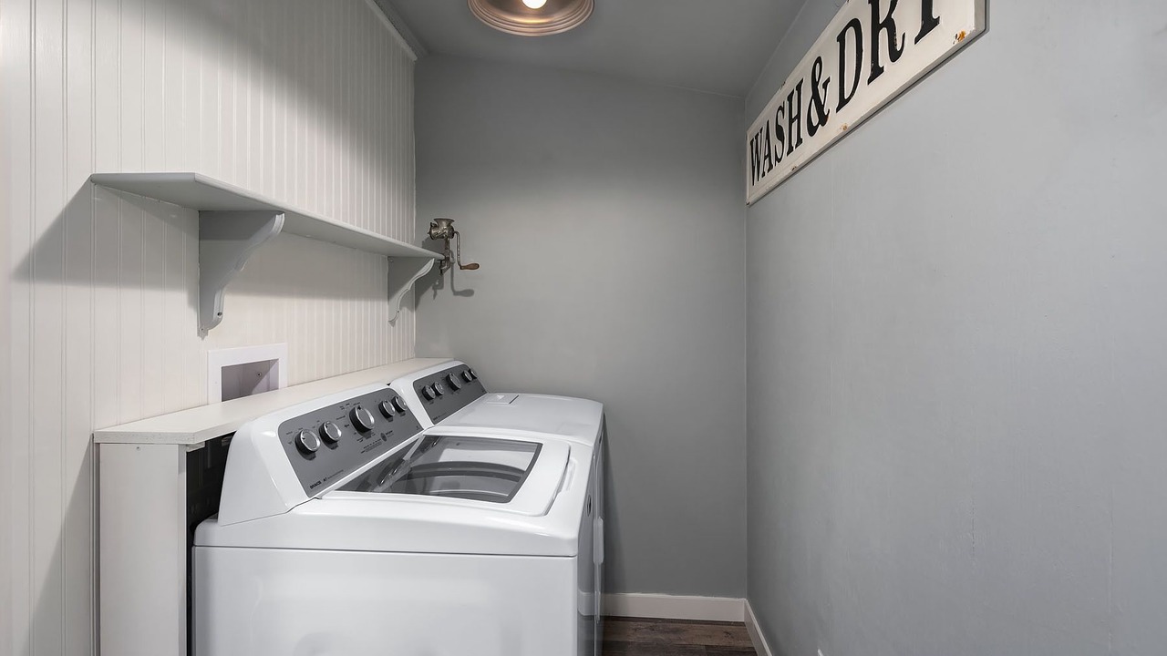 Photo of Bedroom in Downtown Cannon Beach