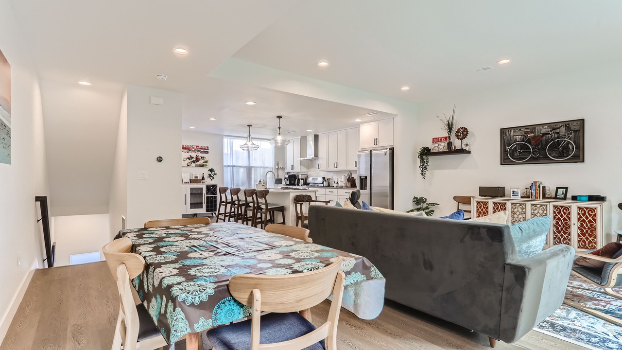 Photo of Livingroom in Arvada