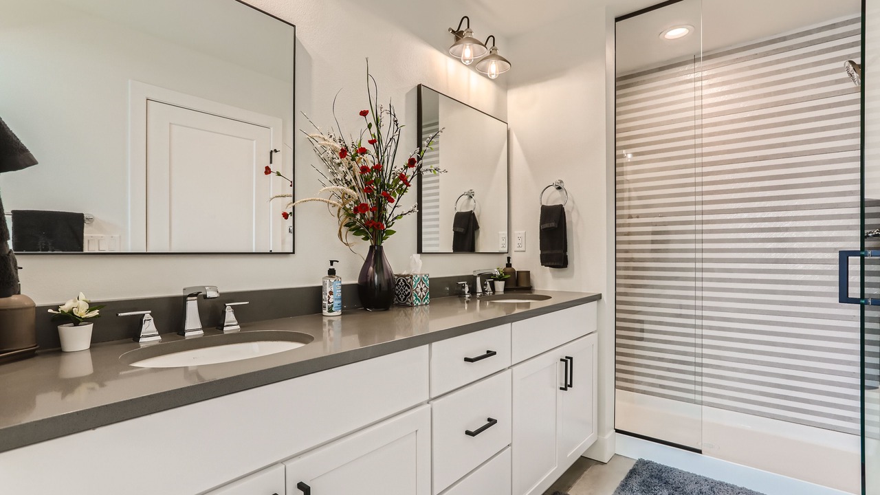 Photo of Bathroom in Arvada