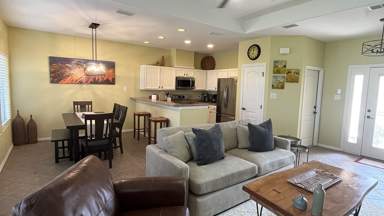 Photo of Livingroom in Laguna Vista