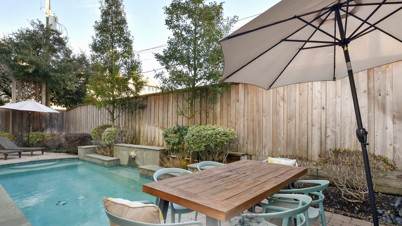 Photo of Outdoor in Shady Acres
