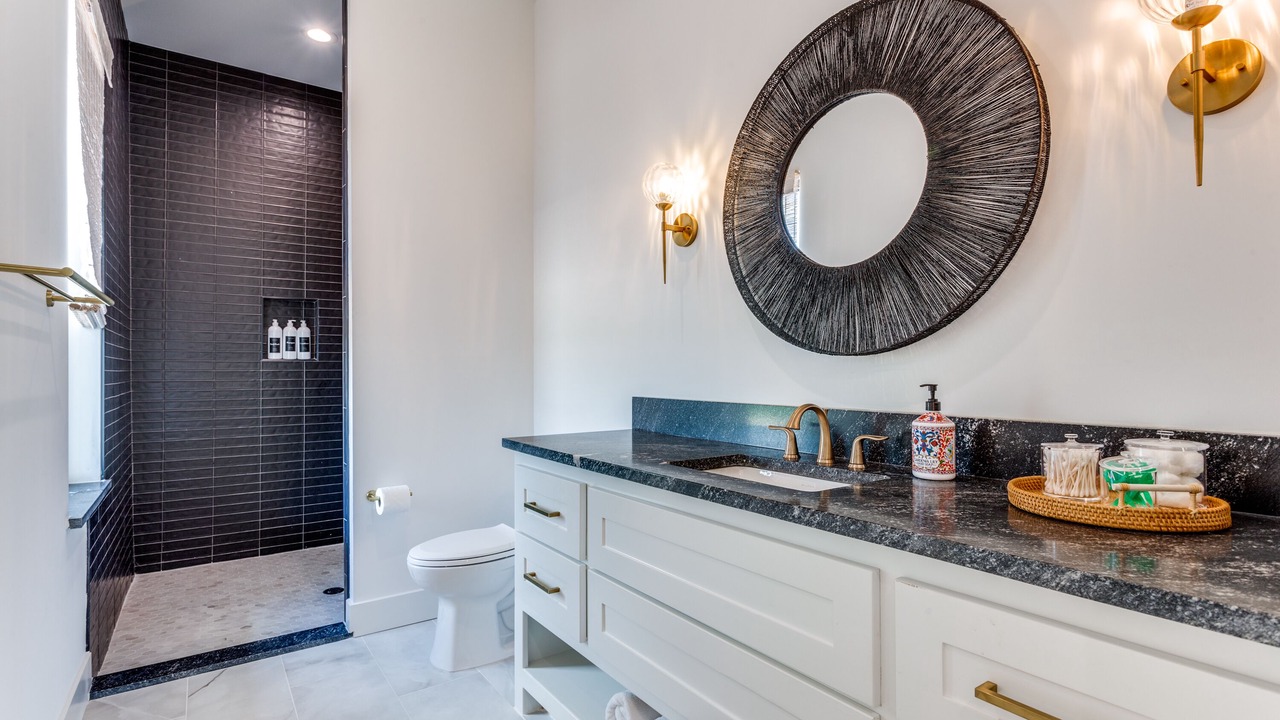 Photo of Bathroom in Graford