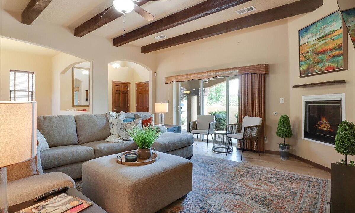 Photo of Livingroom in Mesa Del Sol Innovation Park