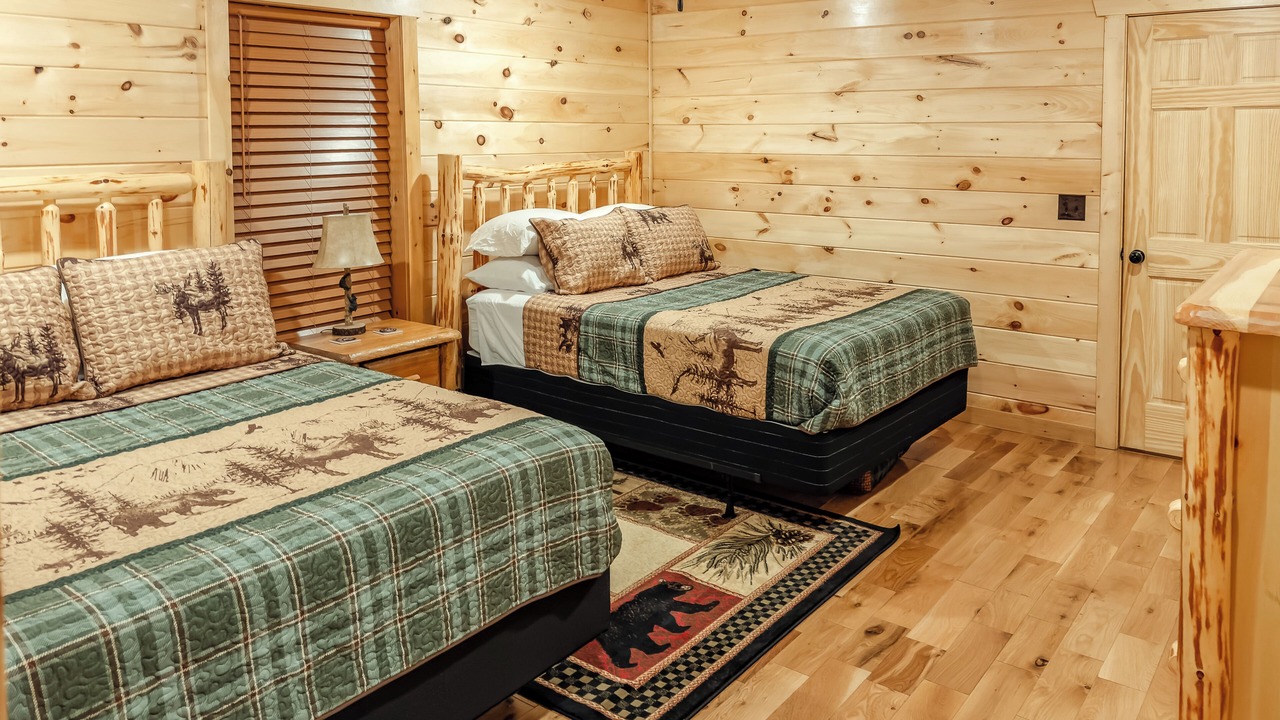 Photo of Bedroom in White Oak Lodge