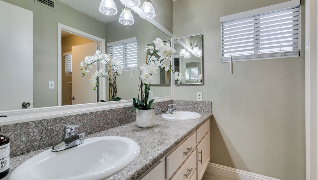 Photo of Bathroom in Green Valley North