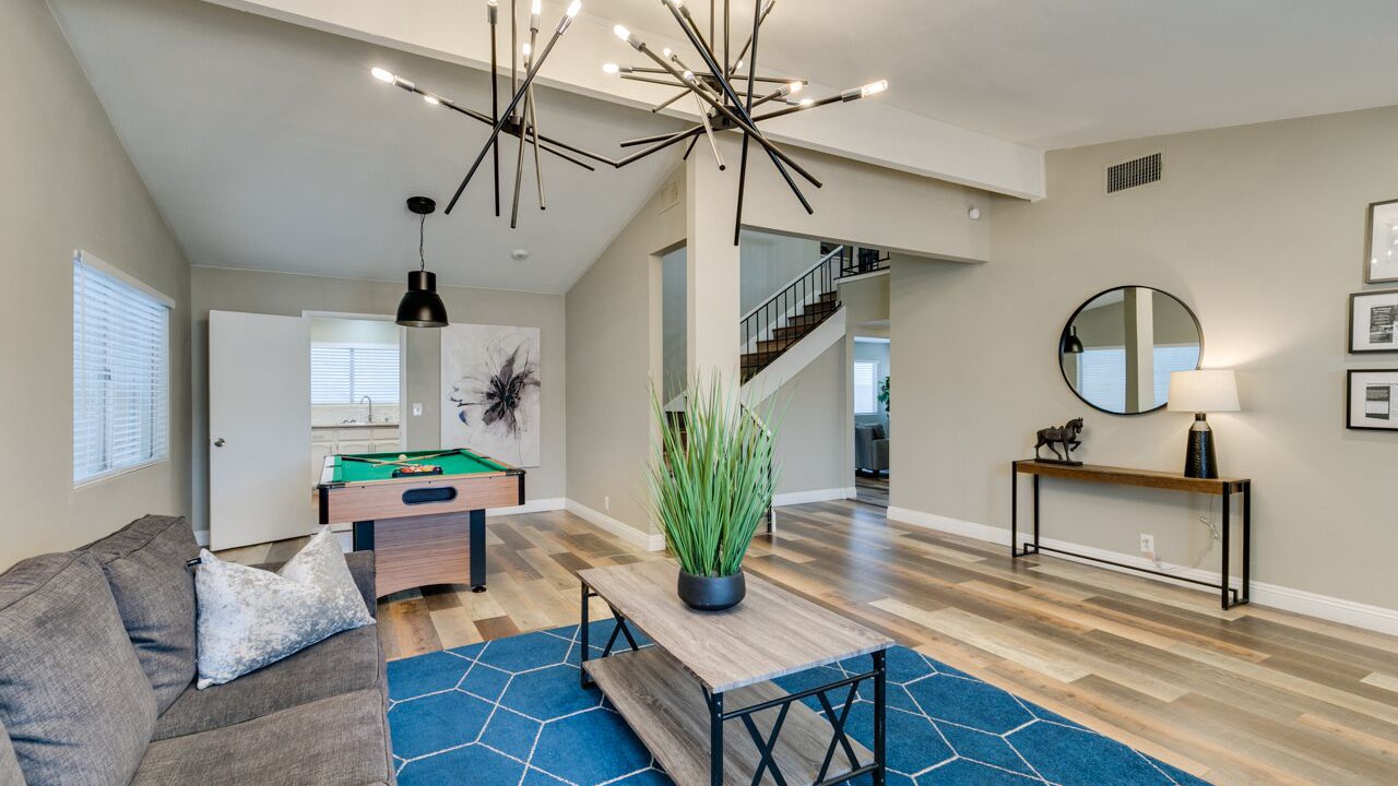 Photo of Livingroom in Green Valley North