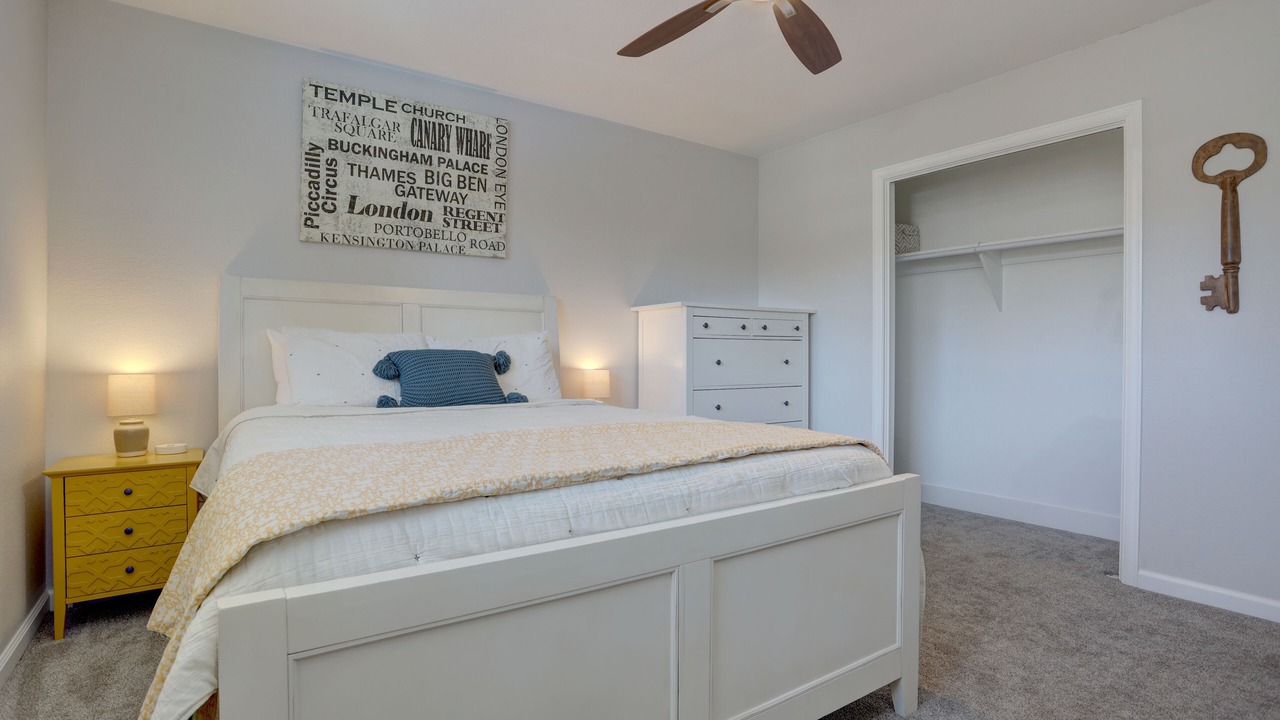 Photo of Bedroom in Acres Green