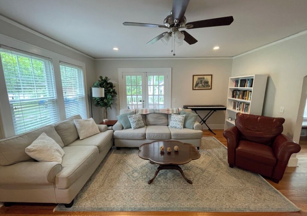 Photo of Livingroom in Sans Souci
