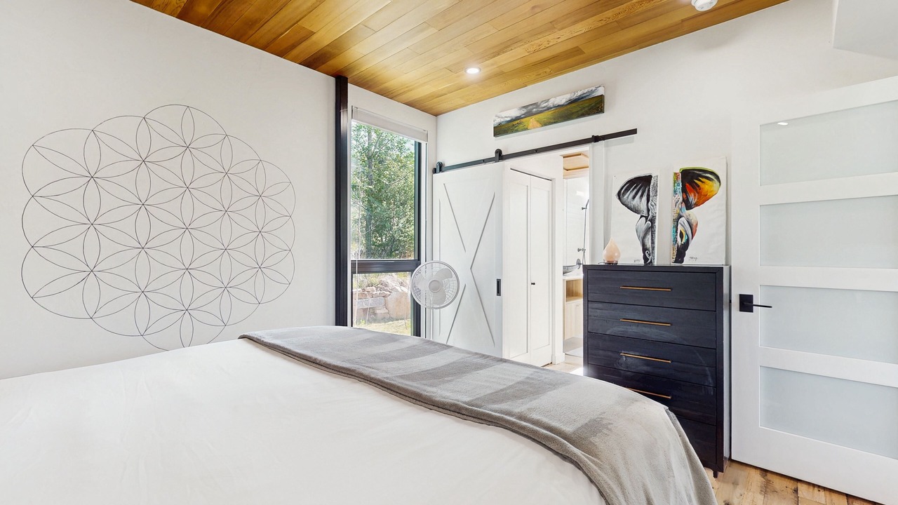 Photo of Bedroom in Carbondale