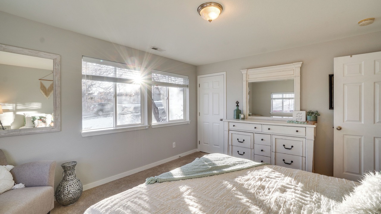 Photo of Bedroom in Golden