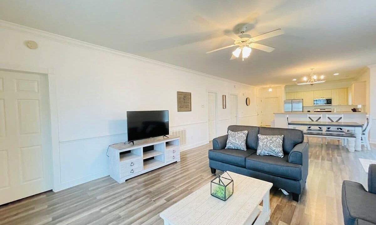 Photo of Livingroom in Central Myrtle Beach