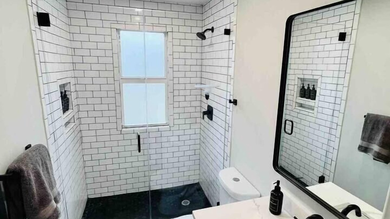 Photo of Bathroom in Sailboat Bend