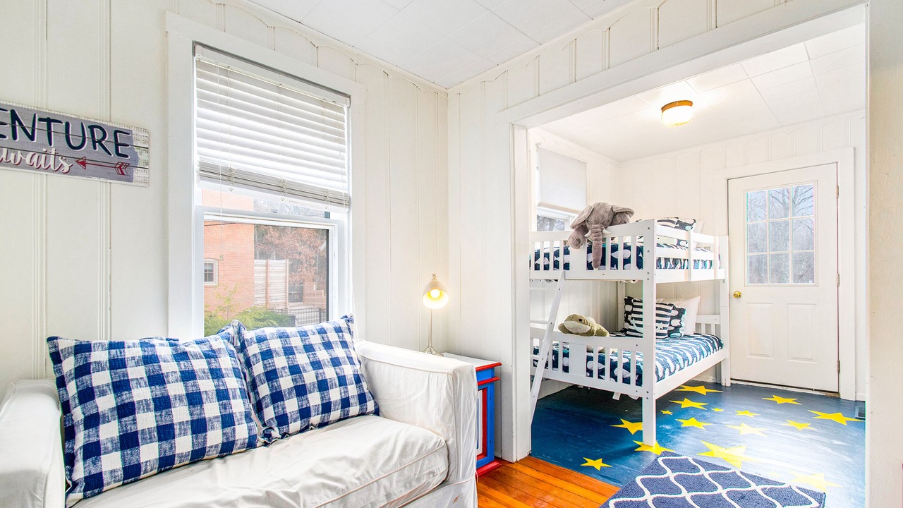 Photo of Bedroom in Grand Beach