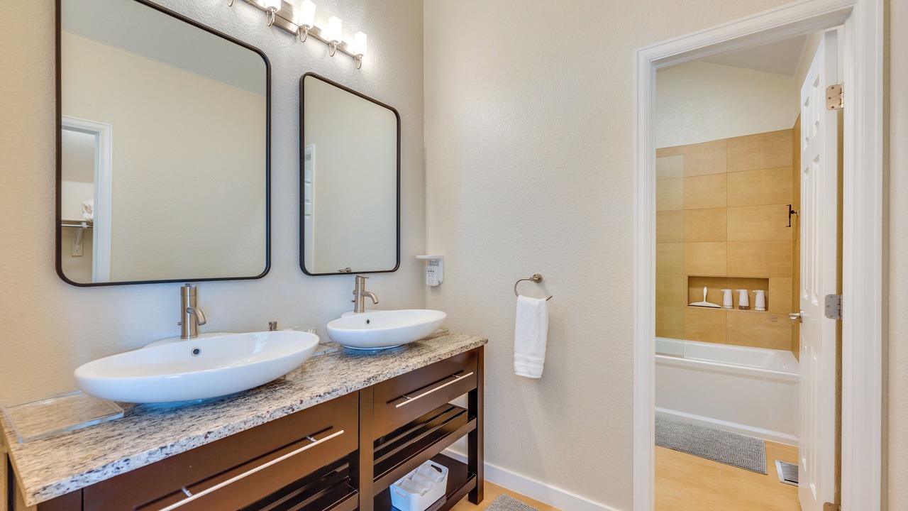 Photo of Bathroom in Arvada