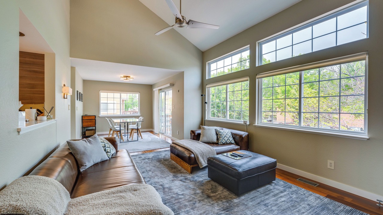 Photo of Livingroom in Arvada
