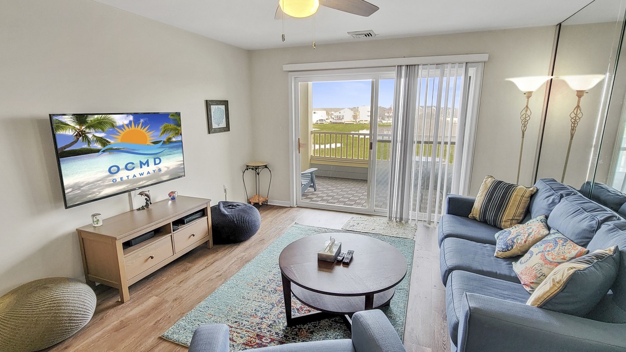 Photo of Livingroom in Heron Harbour Isle