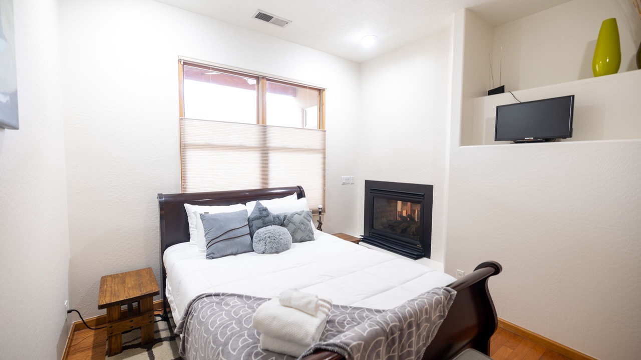 Photo of Bedroom in Northeast Heights