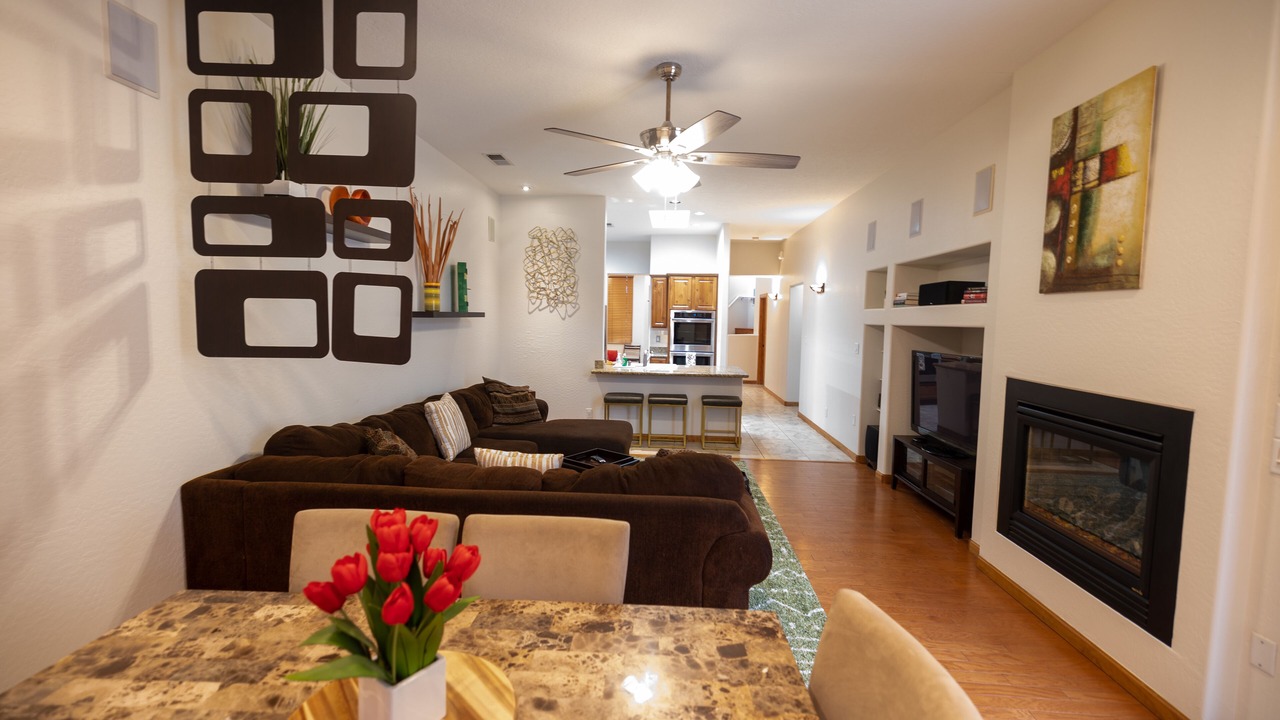Photo of Livingroom in Northeast Heights